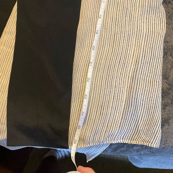 BCBG Maxazria NWT "Joe" Black White Stripe Blouse Size Medium, MSRP $228 - Picture 9 of 11